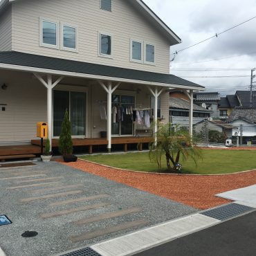 富士市：岩崎邸「サーファーズハウスにフィットするお庭のご提案」